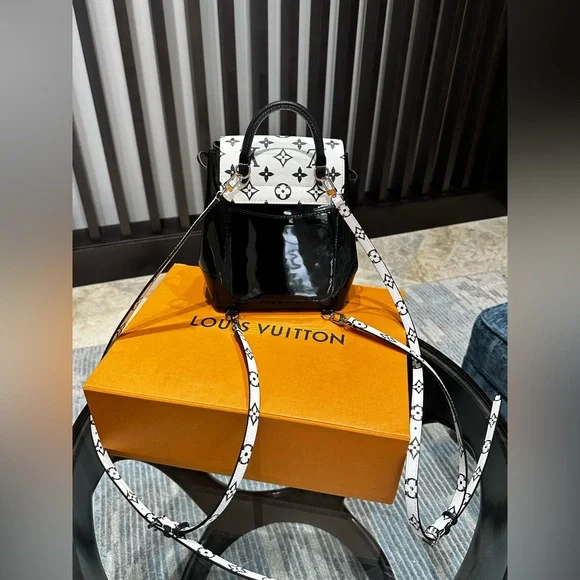 Louis Vuitton Hot Springs Patent Leather Packpack - Picture 4 of 13